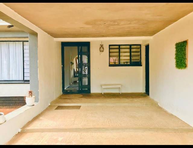 3 BEDROOM HOUSE FOR SALE IN DAWN PARK